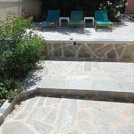 βιλα μπουμπουλινα Apartman *